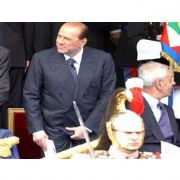İTALYA BAŞBAKANI BERLUSCONİ KÜLTÜR BAKANI KOÇ U TAKLİT ETMEYE BAŞLADI