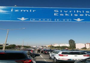 Vatandaş, Akın Akın Tatil Yolunda!