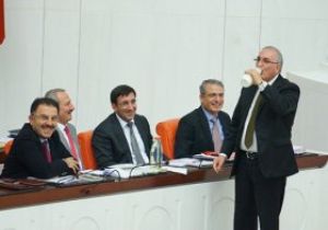 VEKİL SÜT İÇTİ, BAŞKAN UYARDI!