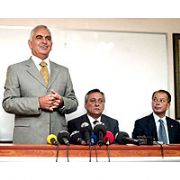 SEZER İN DAMADI EMEKLİ SUBAYLARDAN DESTEK İSTEDİ