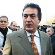  ÜLKE FAKİRLEŞİYOR, BAŞBAKAN ZENGİNLEŞİYOR 