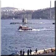 İSTANBUL BOĞAZINDA DENİZALTI PANİĞİ