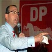 AKP Yİ KAPATMAYIN DA YERE SERELİM 