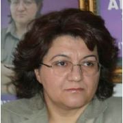 EMİNE AYNA YİNE KANTARIN TOPUZUNU KAÇIRDI!