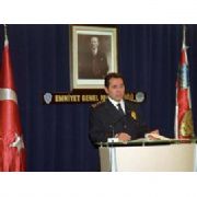 EMNİYET  ÇÜRÜK ELMALARINI  TEMİZLEDİ