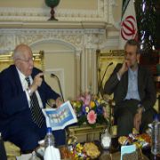 İRANLI REKTÖR JASSBİ:  ERBAKAN, BÜYÜK BİR FİLİZOF 