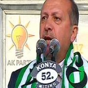 ERDOĞAN, KONYA DA GÖVDE GÖSTERİSİ YAPTI