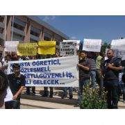 İŞSİZ VE GÜVENCESİZ ÖĞRETMENLER