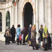 100 BİN AİLE, İMARET KAPISINDA