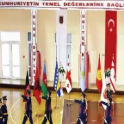ASKERİN ÇİZGİLERİ AFİŞ TE