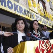 DTP DEN OPERASYON YORUMU: HEPİMİZ ALTINDA KALIRIZ 