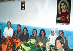 PKK KAMPINDA ÇEKİLEN ÇARPICI FOTOĞRAF