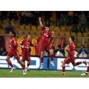 DERBY DE GOL DÜELLOSUNU GALATASARAY KAZANDI 3-2