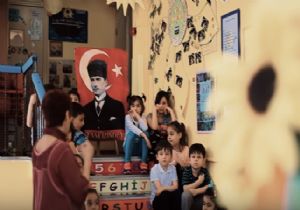 104 Yaşında Klipte Oynadı. 
