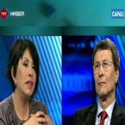  MHP, ÜZERİNDEKİ CERAHATİ ATIYOR 