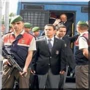 ORTADA ÖRGÜT YOK,TAHLİYEDE YOK