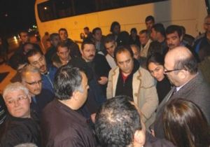 KESK’İN 4+4+4 EYLEMİ SÜRÜYOR