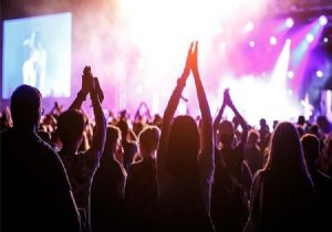 Gülşen 50 Konserini İptal Etti