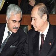  BAHÇELİ, BAŞBUĞ U ÇİĞNEYEMEZ 