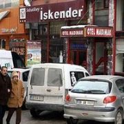 O KEBAPÇI TAŞINIYOR..!
