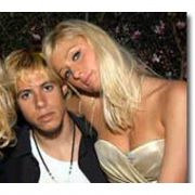 NİŞANLISI, PARIS HILTON A 12 MİLYON DOLARLIK EV ALDI