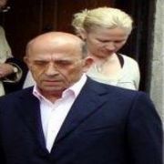 MAYO KRALI NA DADI DARBESİ