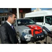 BU MÜDÜRE MİLLİ EĞİTİM BAKANI VIZ GELİP TIRIS GİTTİ