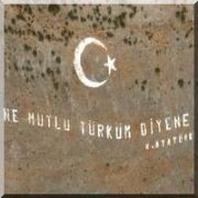  NE MUTLU TÜRKÜM DİYENE  YAZISINI SİLDİLER