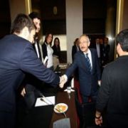 KILIÇDAROĞLU, ÖĞRENCİLERLE BULUŞTU!