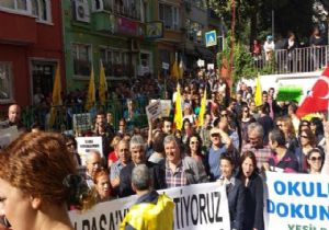 İş bırakan öğretmenler meydanlarda