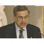 ORHAN PAMUK, DERS KİTAPLARINA GİRİYOR