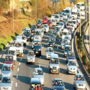 DİZEL OTOMOBİLLER, BENZİNLİLERİ SOLLADI!