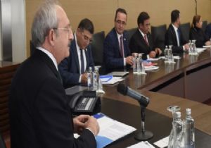 CHP MYK da Olağanüstü Kurultay Önerildi