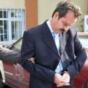 TUTUKLAMALARA RAĞMEN TAPUDA RÜŞVET DURMUYOR
