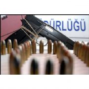 HER SEKİZ KİŞİDEN BİRİ SİLAHLI