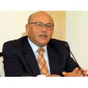 TALAT, İSTİFAYI DÜŞÜNMÜYOR