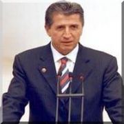 TOPTAN A AKP DEN İLK RAKİP!
