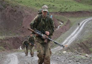 2 BİN ASKER, ARAZİYE İNDİ!