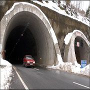 BOLU DAĞI TÜNELİ ULAŞIMA KAPANDI
