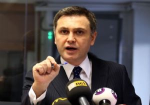 Turk Partiye Seçim Kumpası!
