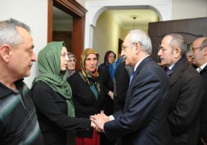 Kılıçdaroğlu ndan Şehit Ailesine Ziyaret
