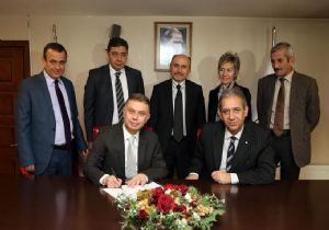 Kazan Belediyesine Üniversite Desteği