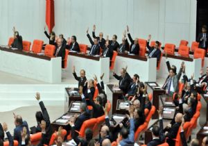 Bedelli Askerlik Meclis ten Geçti!