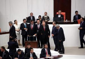 TBMM da Her Şey Yarın Belli Olacak!