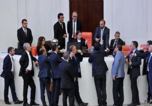  Meclis te HDP - MHP Gerginliği