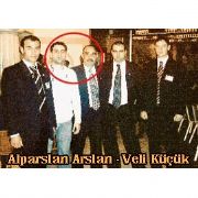 VELİ KÜÇÜK  ÜN DEFTERİNİ DÜRMEK İSTEYENLER