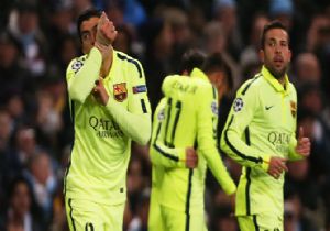 Manchester City e Luis Suarez Yetti 2-1