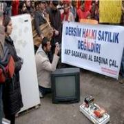 AKP YE  AL YARDIMINI BAŞINA ÇAL  PROTESTOSU