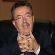 YÖK BAŞKANI NIN İLK İCRAATI KADROLAŞMAK