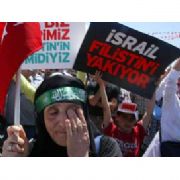 ONBİNLER FİLİSTİN İÇİN TOPLANDI
